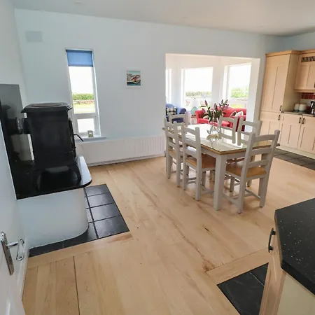 Cois Leice Holiday home *